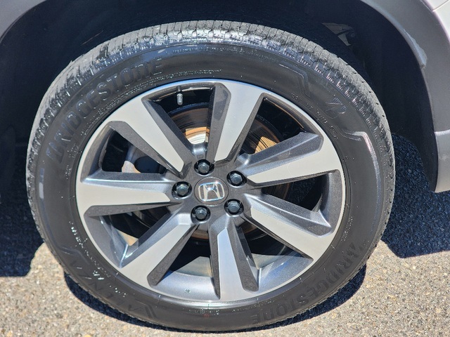 2023 Honda Pilot Touring photo 13
