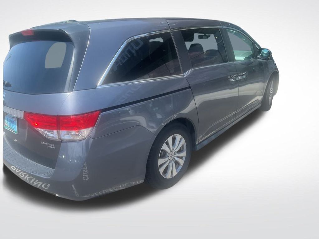 2017 Honda Odyssey EX-L photo 2