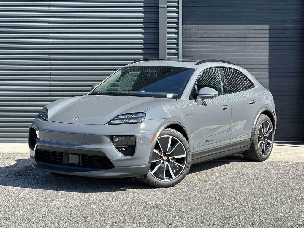 2025 Porsche Macan