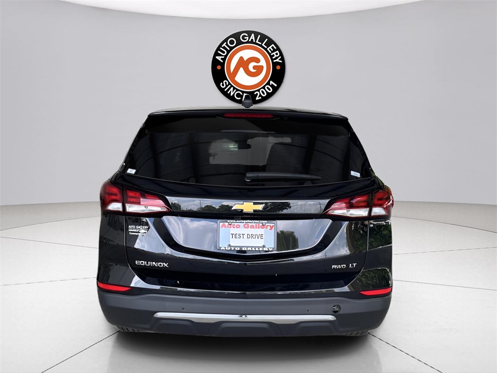 2024 Chevrolet Equinox LT photo 4