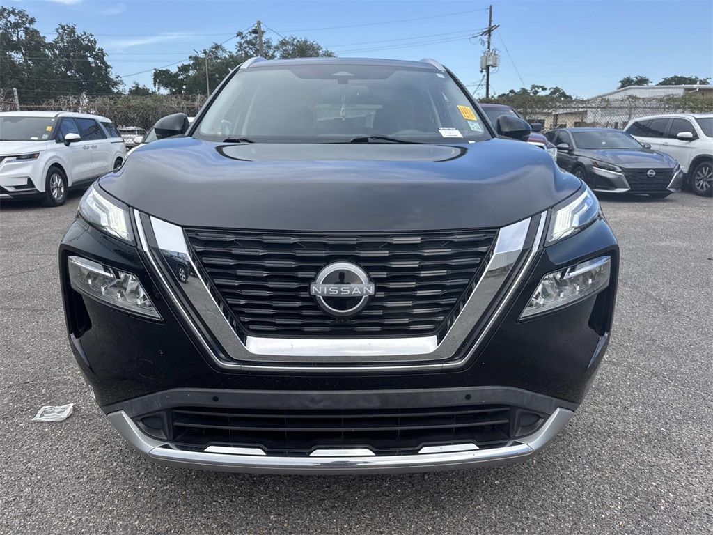 2023 Nissan Rogue Platinum photo 4