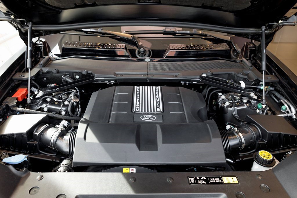 2024 Land Rover Defender Carpathian Edition photo 35