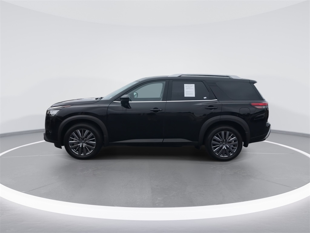 2024 Nissan Pathfinder SL photo 3