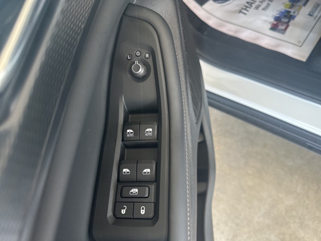 2025 Jeep Grand Cherokee Altitude photo 11