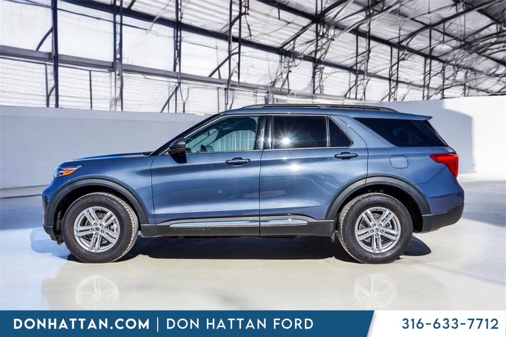 Used 2021 Blue Ford XLT image 2