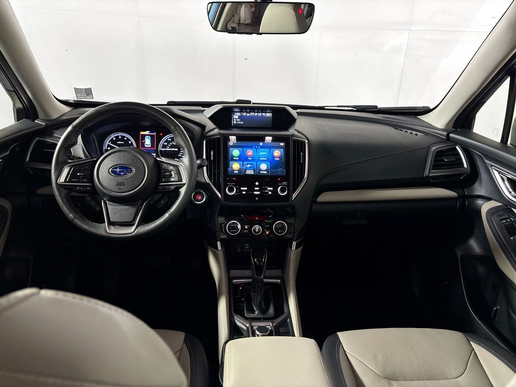2022 Subaru Forester Limited photo 12