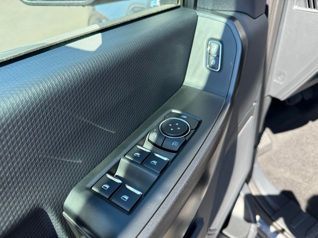 2025 Ford F-150 STX photo 10
