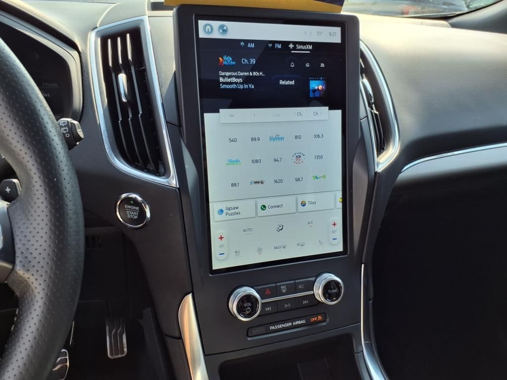 2022 Ford Edge ST photo 15