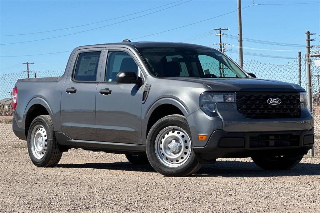 2025 Ford Maverick XL photo 2