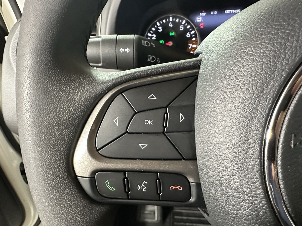2022 Jeep Renegade Latitude photo 15
