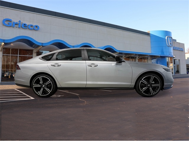 2025 Honda Accord Hybrid Sport photo 7