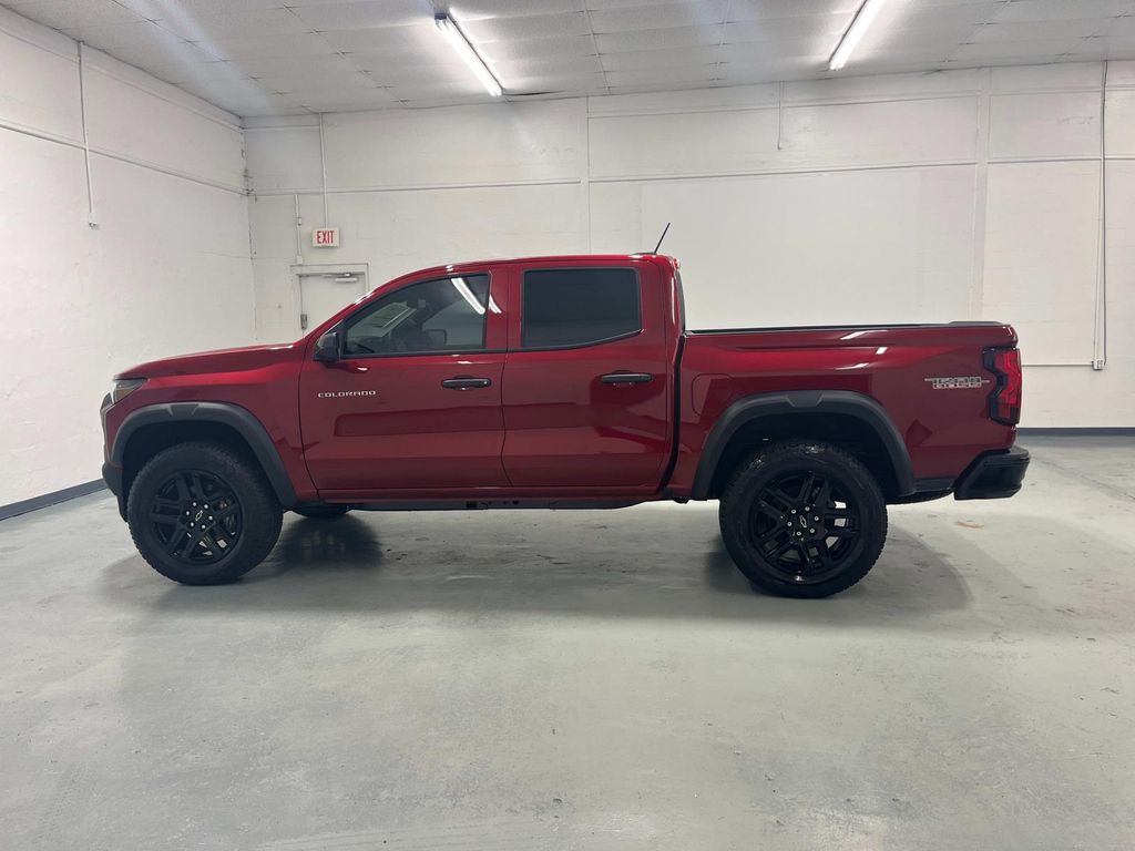 2025 Chevrolet Colorado Trail Boss photo 5