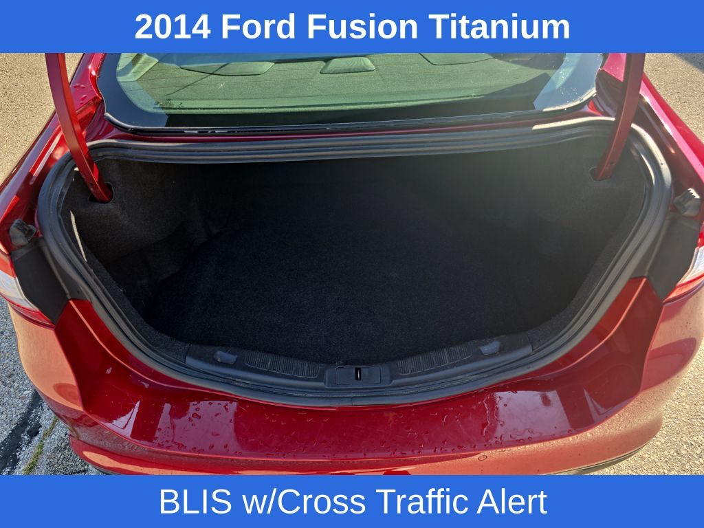 2014 Ford Fusion Titanium photo 23