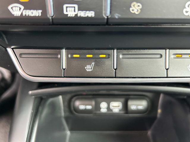 2019 Kia Sorento S photo 25