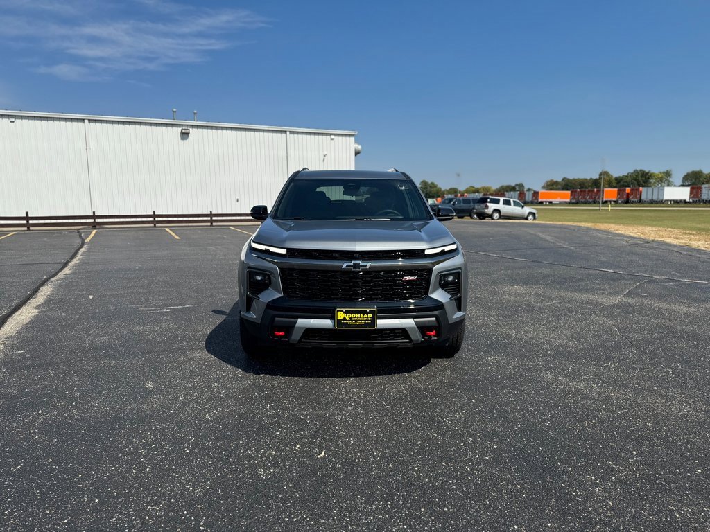 2025 Chevrolet Traverse Z71 photo 8