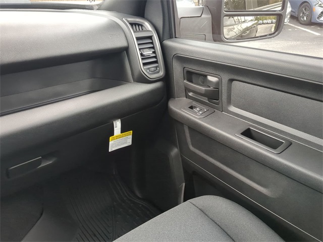 2025 Ram 2500 Tradesman photo 15