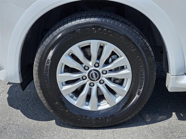 2024 Nissan Armada SV photo 6