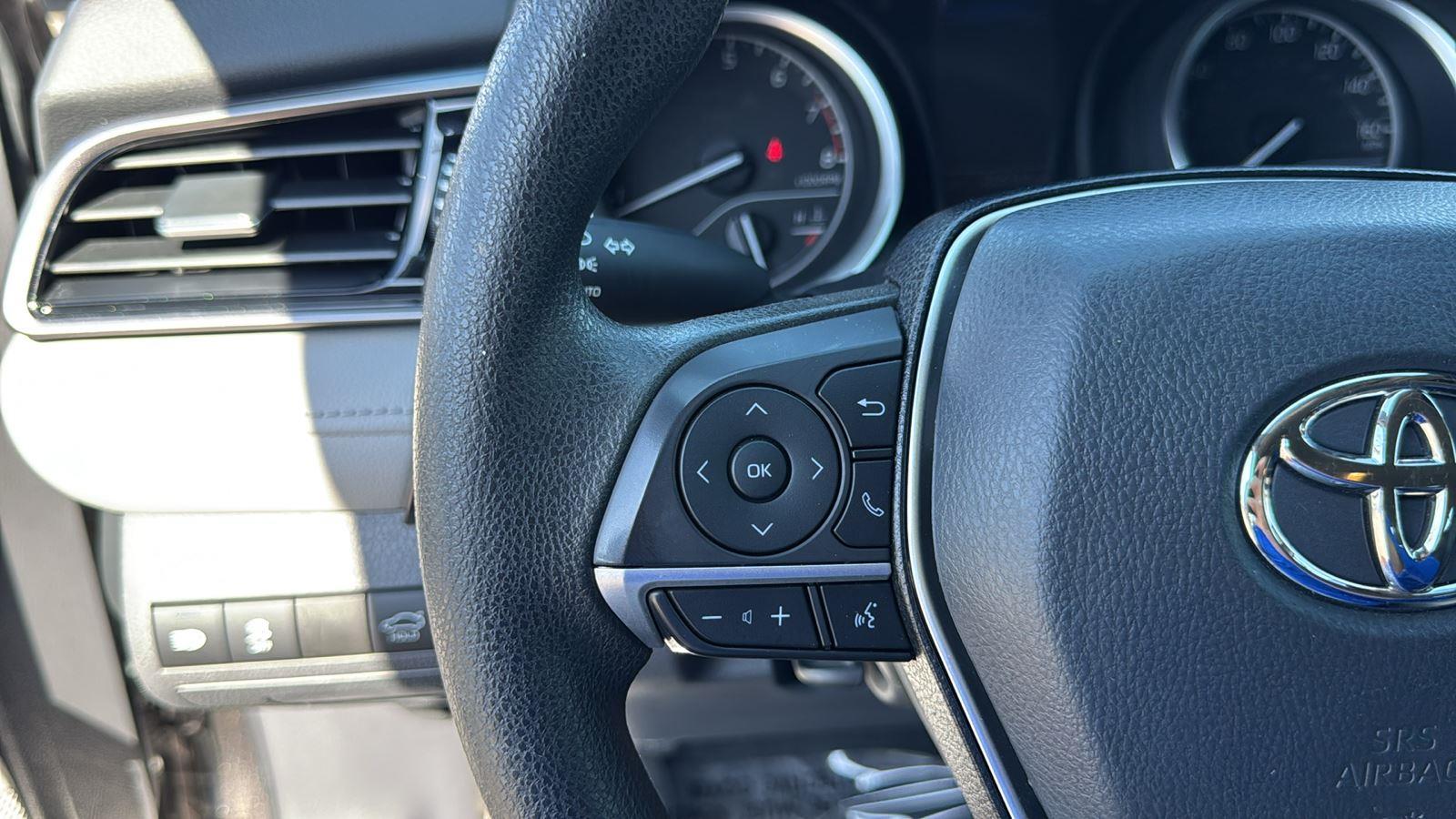 2021 Toyota Camry LE photo 16