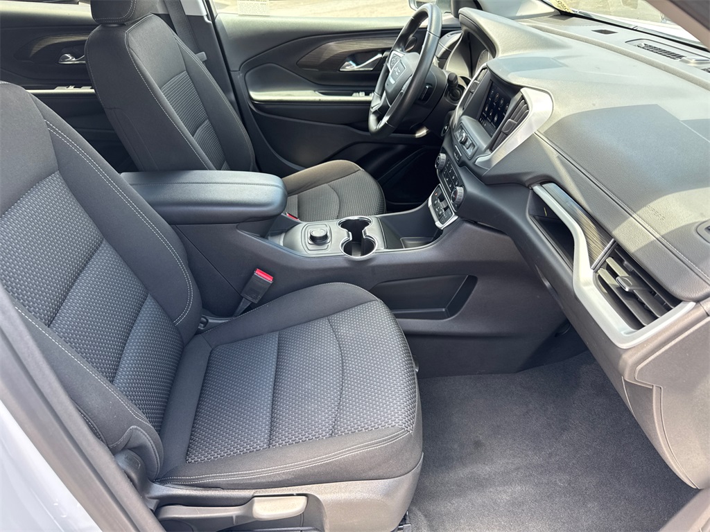 2024 Gmc Terrain SLE photo 13