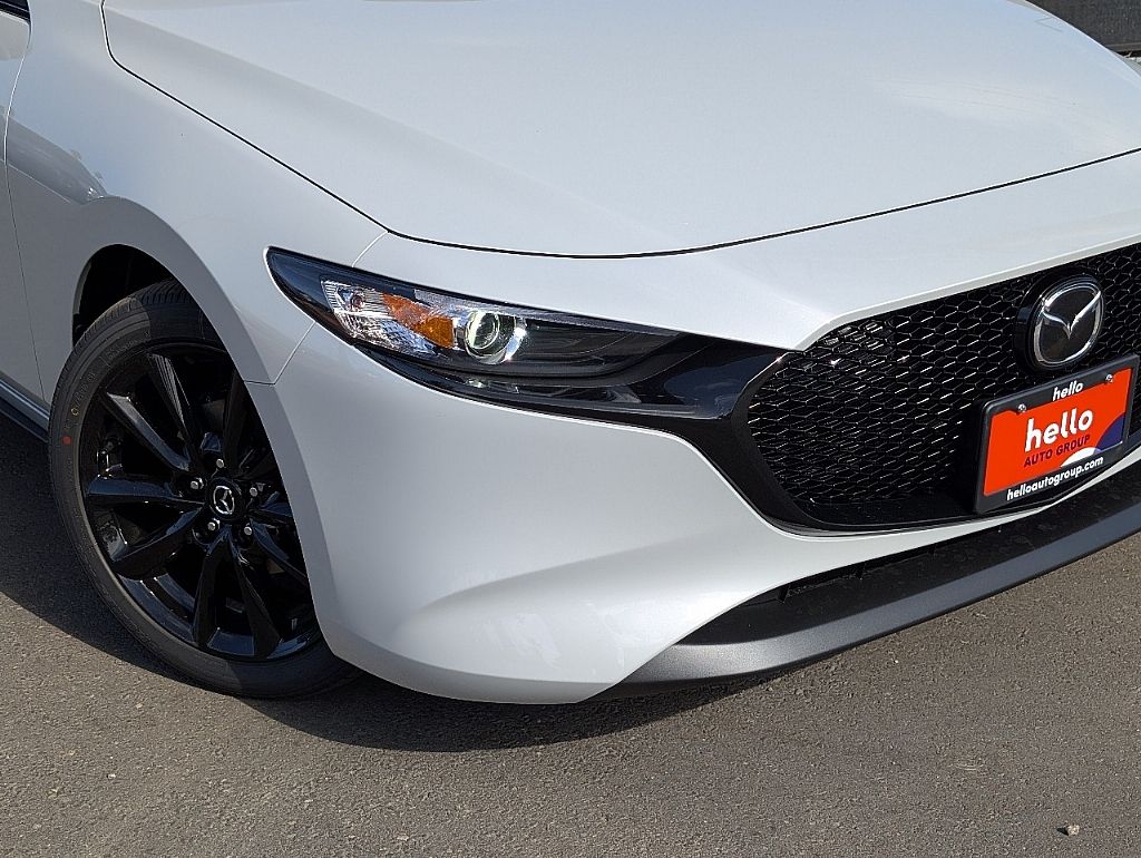 2026 Mazda Mazda3 2.5 Select Sport photo 3