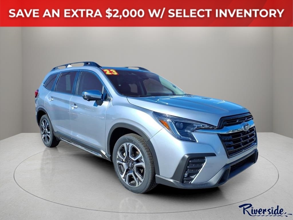 2023 Subaru Ascent Limited's photo