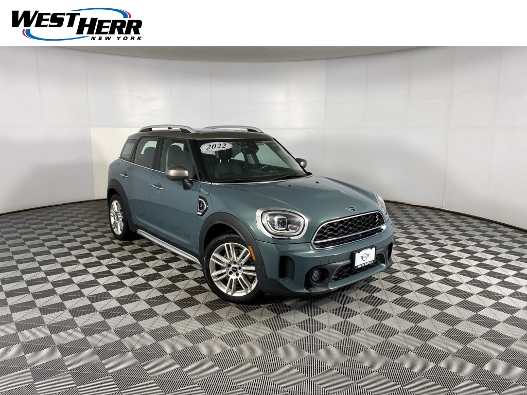 2022 MINI Countryman S's photo