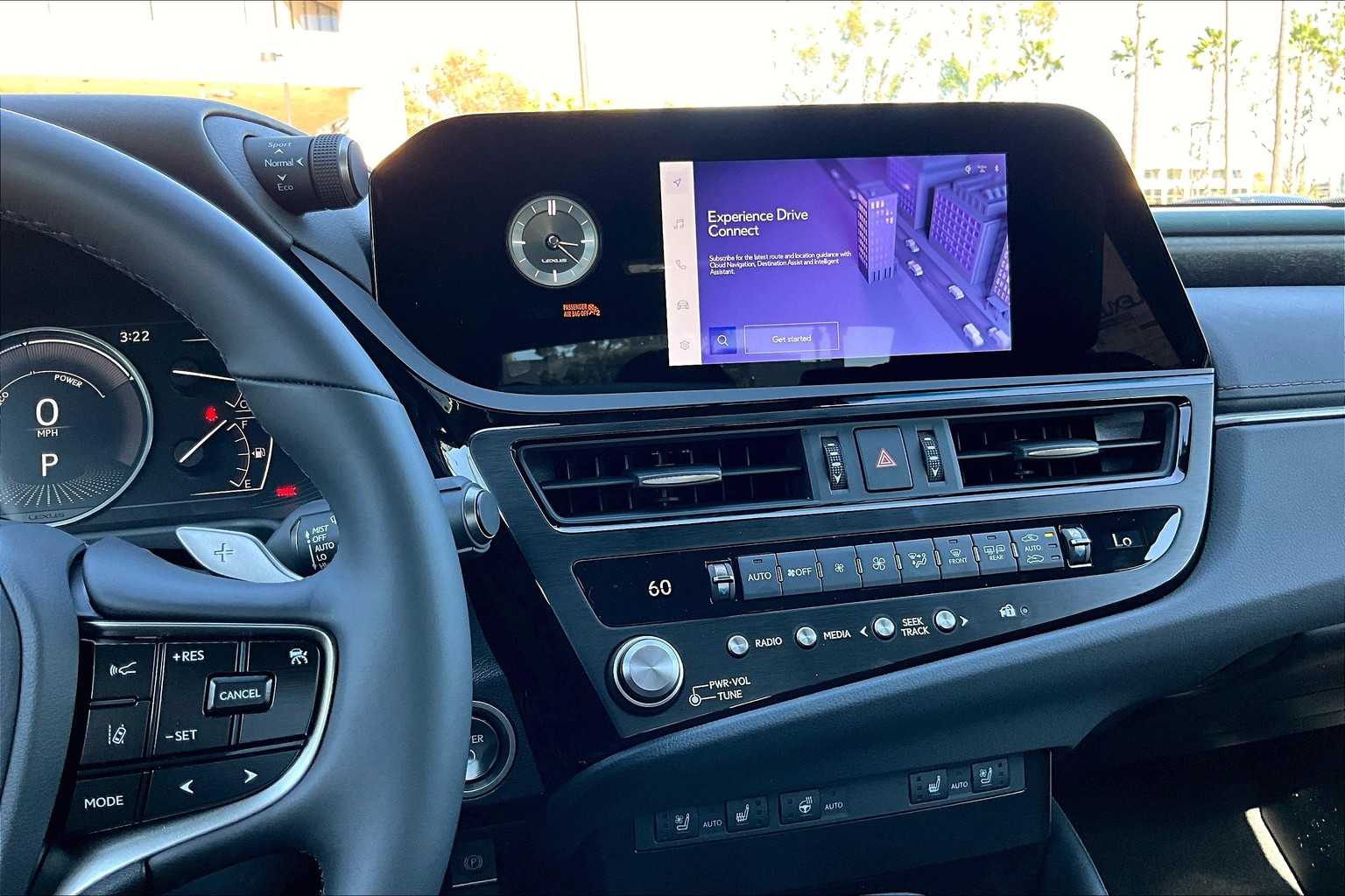 2025 Lexus ES 300h Premium photo 6