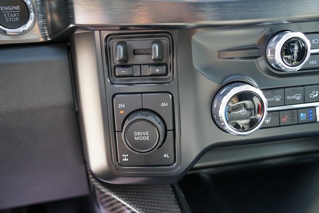 2025 FORD F-250 - Image 39