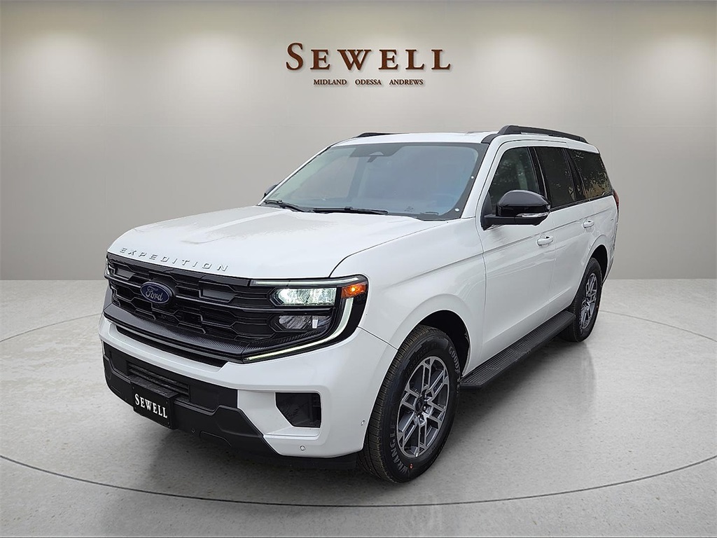 2025 Ford Expedition Active's photo