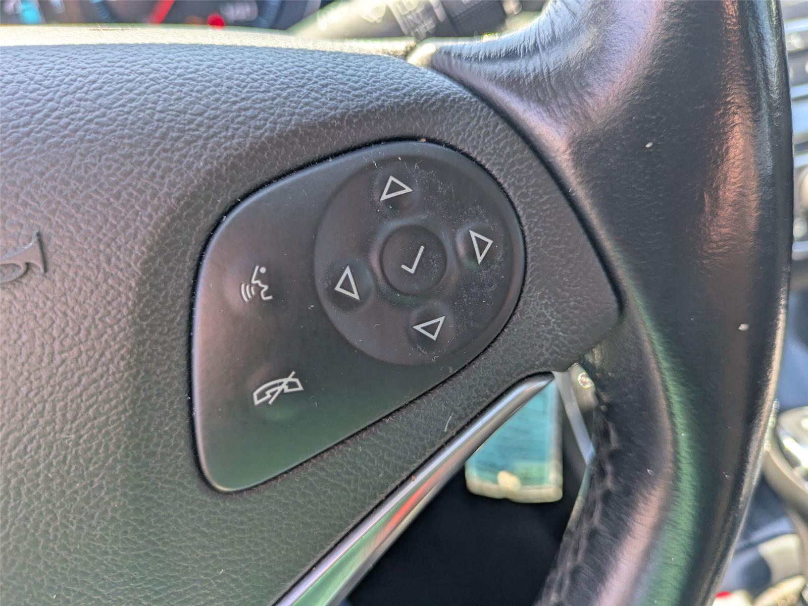 2017 Chevrolet Impala 1LT photo 16