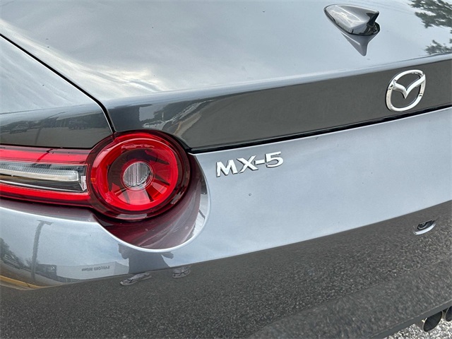 2024 Mazda MX-5 Miata Miata Grand Touring photo 11
