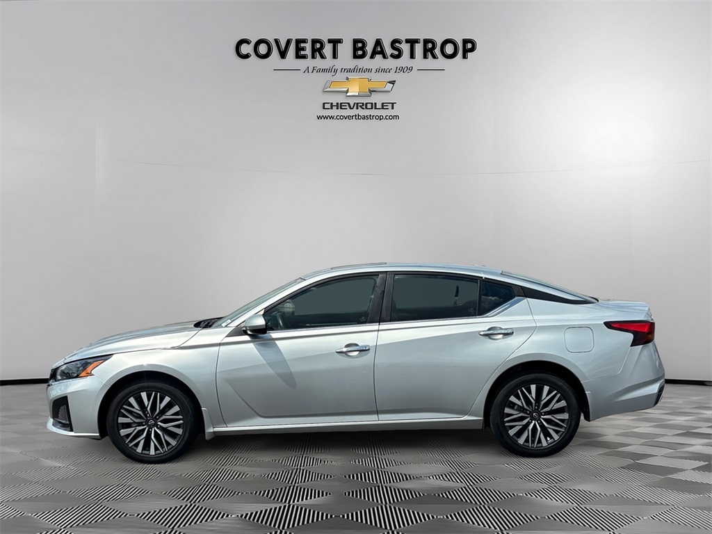 2023 Nissan Altima 2.5 SV photo 4