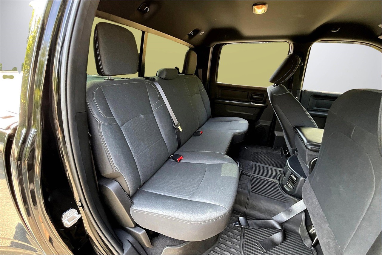 2021 Ram 3500 Tradesman photo 21