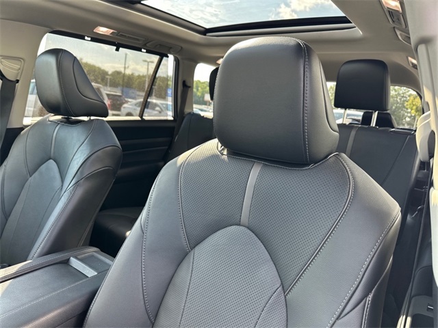 2024 Toyota Grand Highlander Platinum photo 18