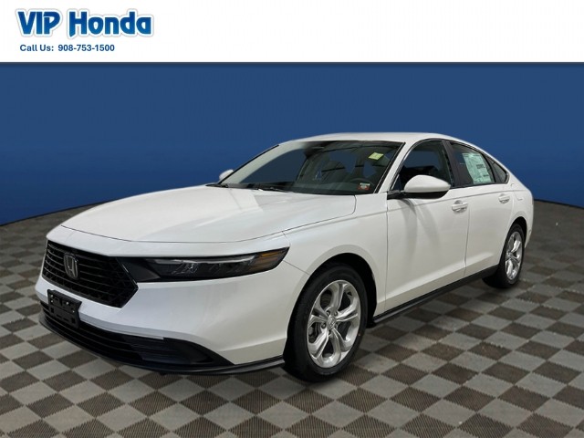 2025 Honda Accord LX's photo