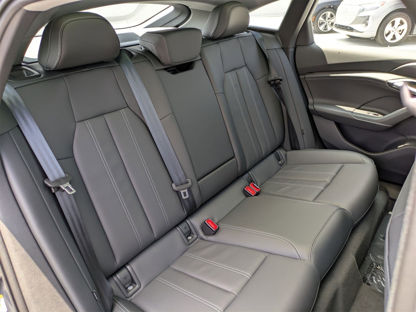 2025 Audi A6 Quattro Premium Plus photo 9