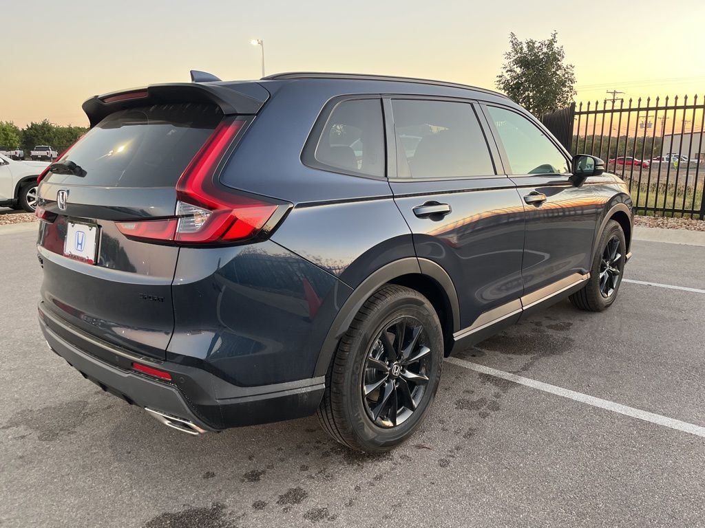 2026 Honda CR-V Hybrid Sport-L photo 2