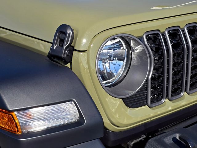 2025 Jeep Wrangler Sport photo 20