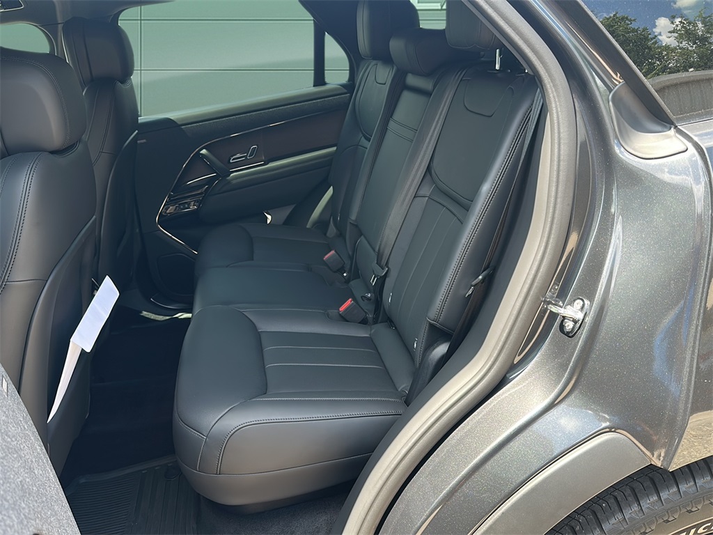 2024 Land Rover Range Rover Sport P400 Dynamic SE photo 23