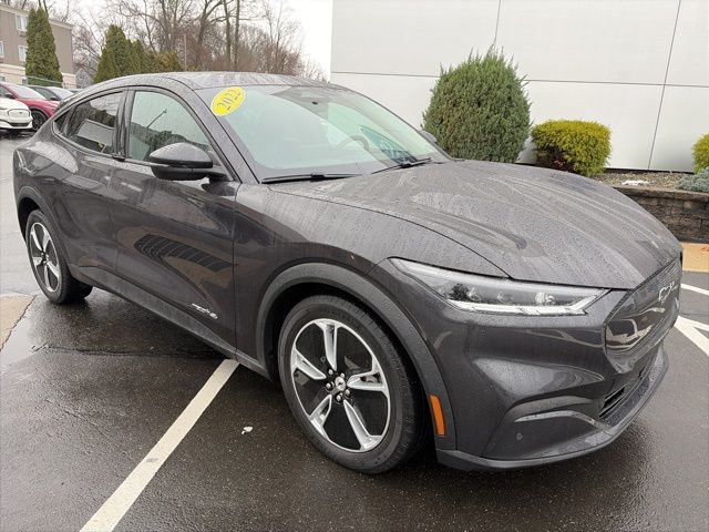 2022 Ford Mustang Mach-E Select AWD