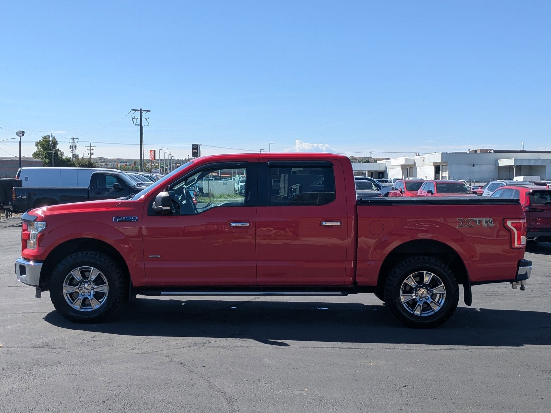 2015 Ford F-150 XLT photo 6