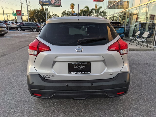 2020 Nissan Kicks SV photo 4