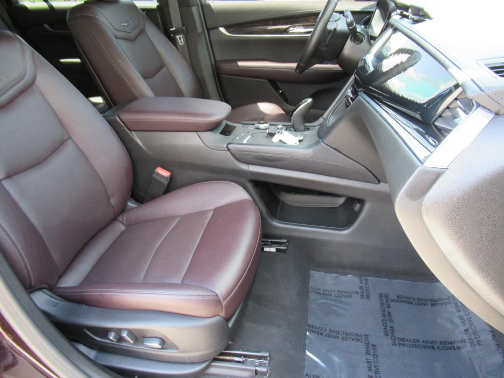 2020 Cadillac XT6 Premium Luxury photo 9