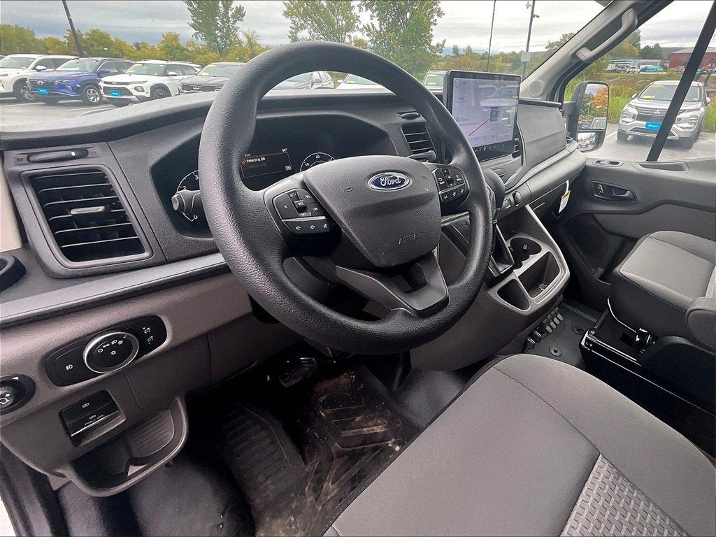 2025 Ford Transit photo 22