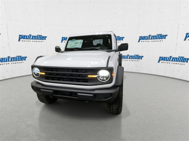 2025 Ford Bronco Base photo 4