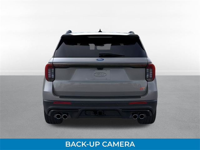 2025 Ford Explorer ST photo 4
