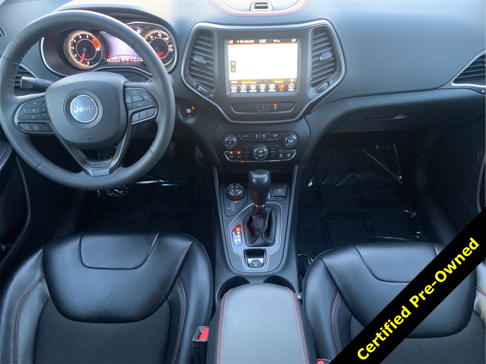 2022 Jeep Cherokee Trailhawk photo 28