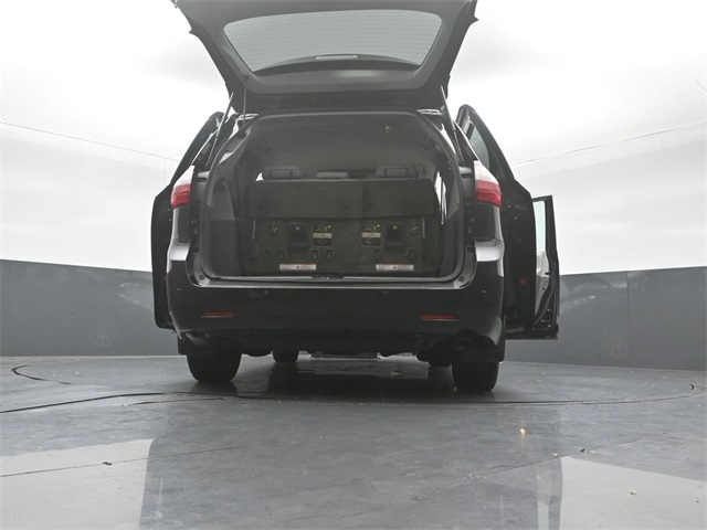 2017 TOYOTA SIENNA - Image 54