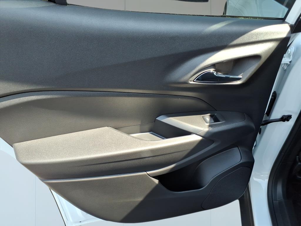 2026 Chevrolet Trax photo 9