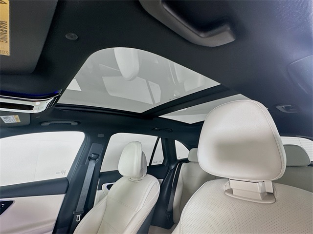 2026 Mercedes Benz GLC 300 photo 19